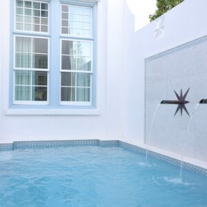 Pool Water Line - Medina Border in Silk & Glacier