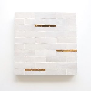 Ali Luxe 1x4 Offset Mosaic Tile - Silk, L'or